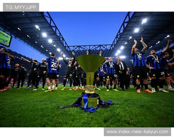 意甲-泽林斯基破门93分乌龙绝杀，国米客场2-1维罗纳，国米1_0维罗纳