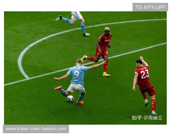 曼城后防线在近几场比赛中失球数显著减少，曼城后防线花了多少钱