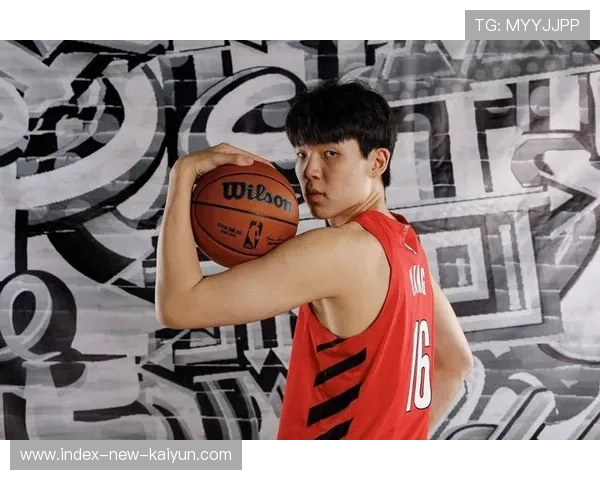 青年球员训练表现进入国家队观察名单引发期待，国家青年队篮球 名单